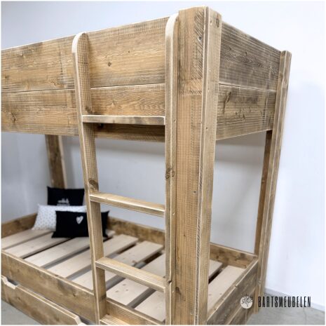 Stapelbed Lucas steigerhout voor 2 personen