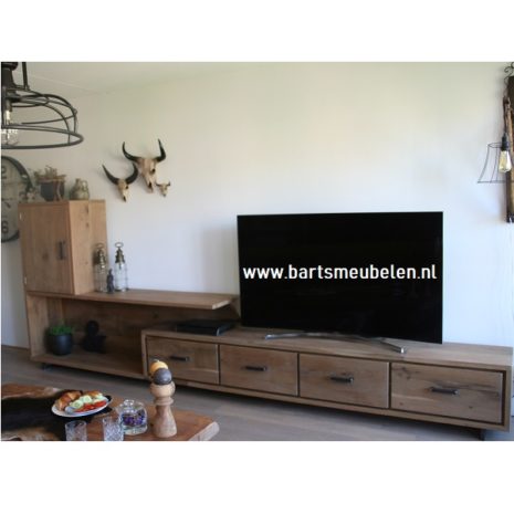 Tv Meubel Vintage Eikenhout Isa Met Stalen Handgrepen Bartsmeubelen