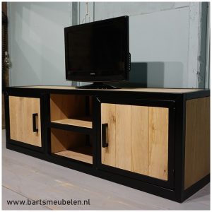tv-meubel-eikenhout-en-staal-3.4