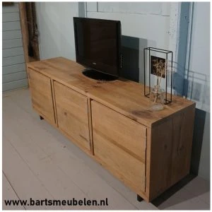 tv-meubel-vintage-eikenhout-naomi.1.7