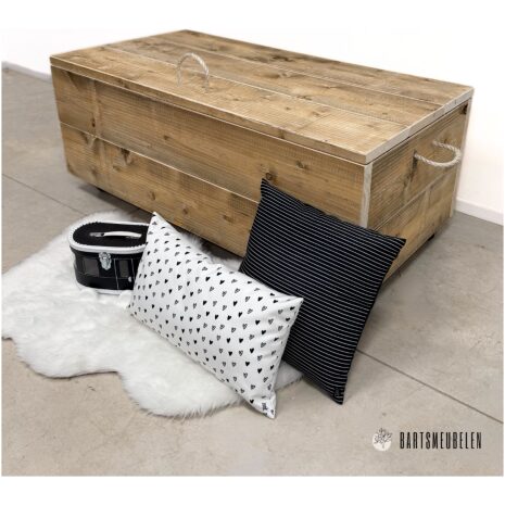 Grote Steigerhouten speelgoedkist
