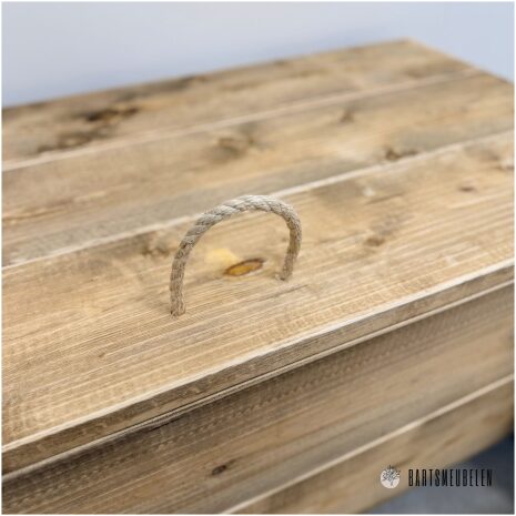 Steigerhouten speelgoedkist jutte handgrepen