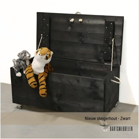 steigerhouten speelgoedkist in zwart