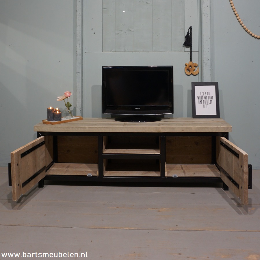 tv-meubel-steigerhout-en-staal-1.3