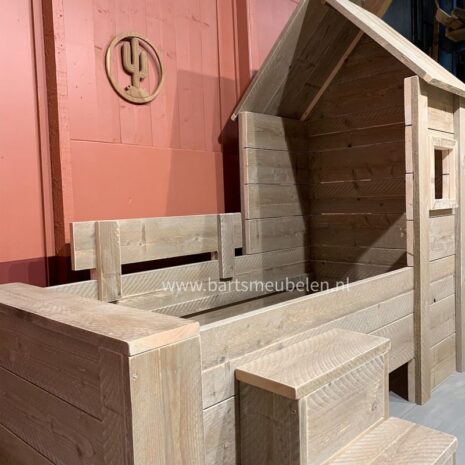 Steigerhouten bedhuisje 2.1