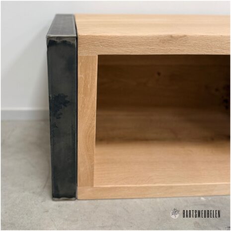 staal en eiken tv meubel Berend