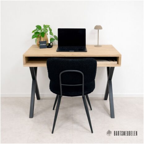 Bureau Eiken Mats met stalen X poten