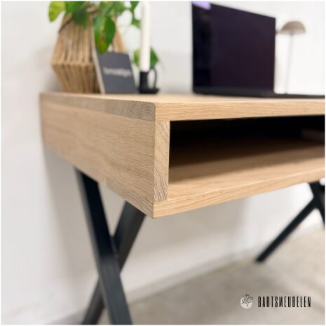 Bureau Mats Industrieel Eiken en staal