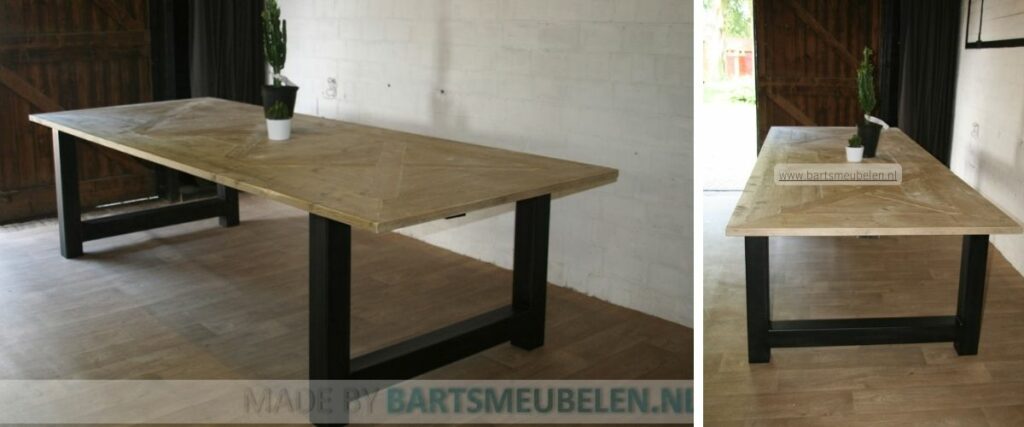 Steigerhouten eettafel met motief en stalen onderstel