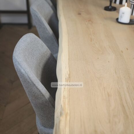 boomstamtafel met hairpin tafelpoten*800x800