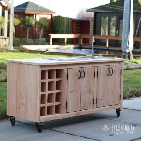 Houten buitenkeuken Janine