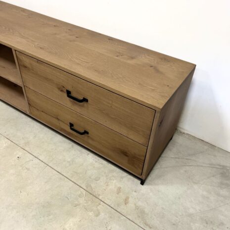 opbergruimte voorraadmodel tv kast