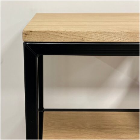 stoere platenspeler meubel met stalen frame en eikenhout