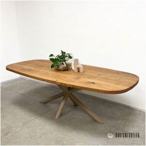 Deens ovaal eettafel met beige matrix poot Cheery