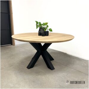 Eiken tafel rond met verjongde rand Yura