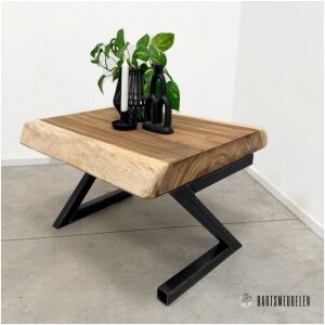 Suar boomstam salontafel met metalen Z- poot (N)