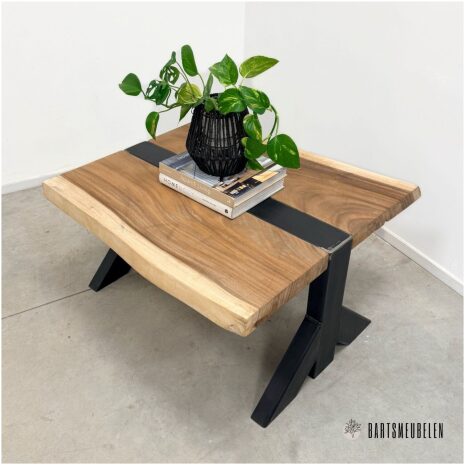 Suar salontafel met stalen poten (J)