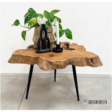 Teak Tafeltje met stalen poten (B)